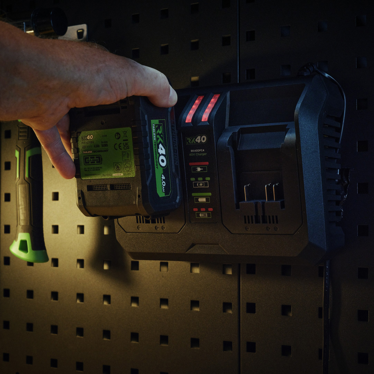 Rikä RK40 40V Double 4.0Ah Battery Fast Charger | 4.5A